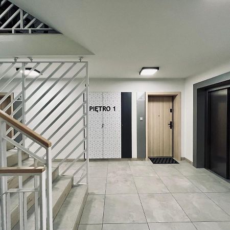 Apartament Husarska Lägenhet Rumia Exteriör bild