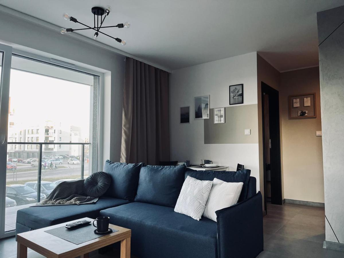 Apartament Husarska Lägenhet Rumia Exteriör bild