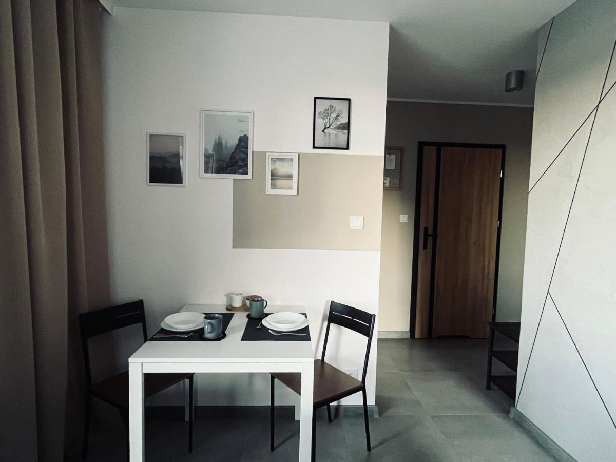 Apartament Husarska Lägenhet Rumia Exteriör bild